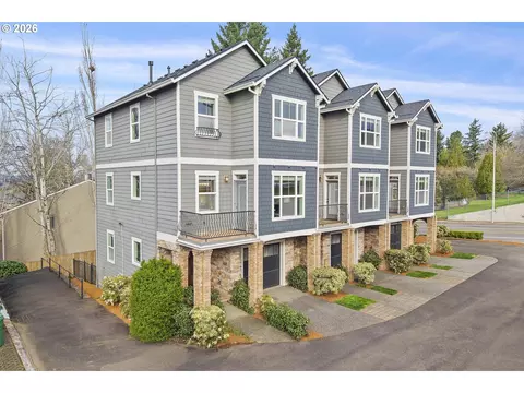 9402 SE Causey Ave, Happy Valley, OR 97086