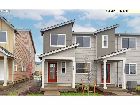 892 Sifuentez Ct, Woodburn, OR 97071