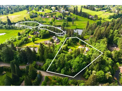 112 SW Tualatin Loop, West Linn, OR 97068