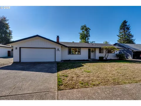 2140 Sally Way, Eugene, OR 97401