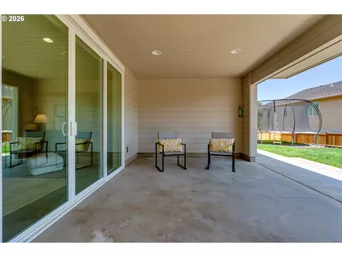 Exterior - 3550 Mountain Quail Ln, Eugene, OR 97405 photo 3 of 5