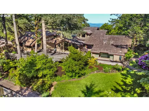 Exterior - 85368 Ridgetop Dr, Eugene, OR 97405 photo 3 of 7