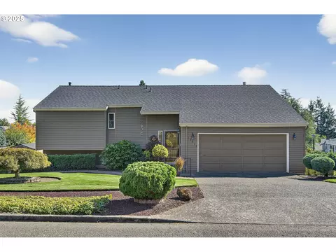 10810 SE Vista View Ln, Happy Valley, OR 97086