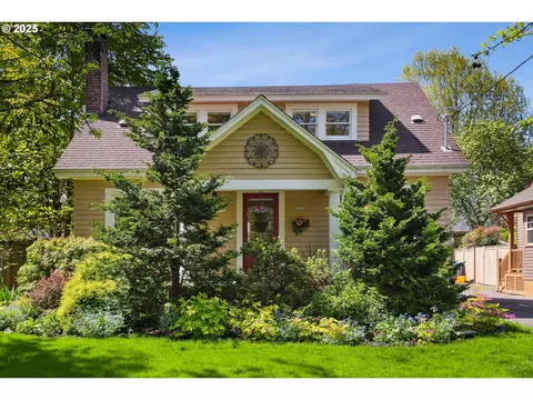 3205 NE 25th Ave, Portland, OR 97212