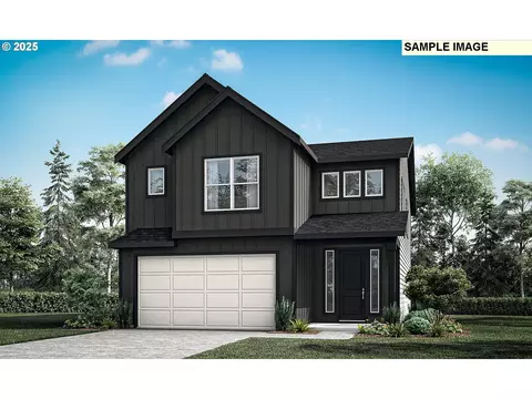 2929 Olympic St #26, Woodburn, OR 97071
