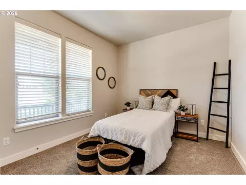 Bedroom - 908 Pennington Ct, Eugene, OR 97404 photo 1 of 11