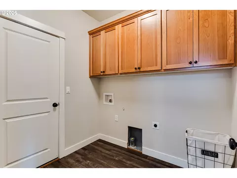 Other - 908 Pennington Ct, Eugene, OR 97404 photo 5 of 7