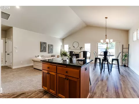 Other - 908 Pennington Ct, Eugene, OR 97404 photo 4 of 7