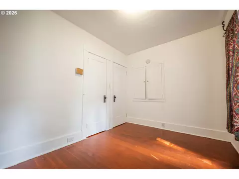 Bedroom - 1223 Washington St, Eugene, OR 97401 photo 4 of 4