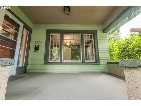 Exterior - 1223 Washington St, Eugene, OR 97401 photo 2 of 6
