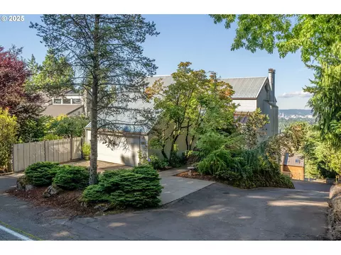 3123 NE Rocky Butte Rd, Portland, OR 97220