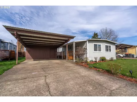 1419 NW 2nd St, Mcminnville, OR 97128