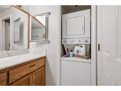 Other - 690 Wimbledon Ct, Eugene, OR 97401 photo 9 of 11