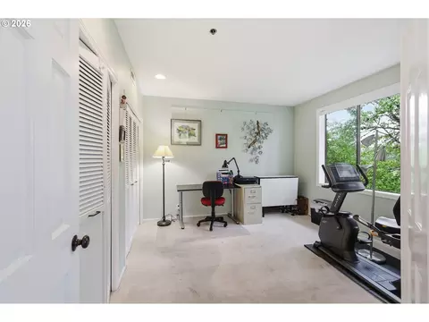 Other - 690 Wimbledon Ct, Eugene, OR 97401 photo 4 of 11