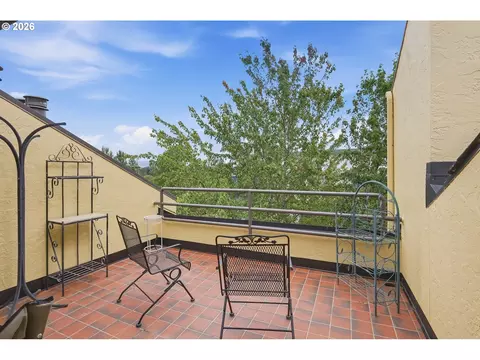 Other - 690 Wimbledon Ct, Eugene, OR 97401 photo 10 of 11