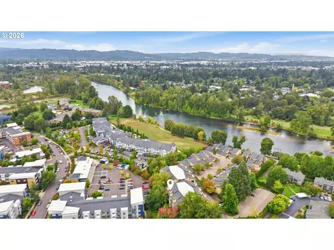 View/Area - 690 Wimbledon Ct, Eugene, OR 97401 photo 5 of 5