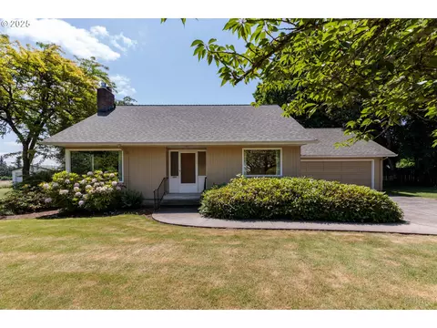 33872 Berg Rd, Warren, OR 97053