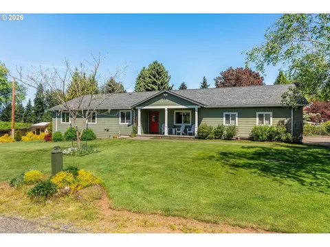3390 Mccarthy Dr, Hood River, OR 97031