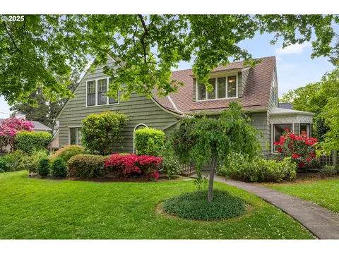 6637 SE 30th Ave, Portland, OR 97202