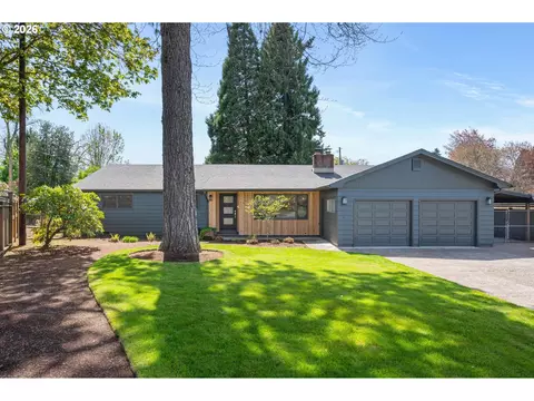 250 Regal Ct, Eugene, OR 97401