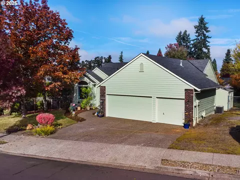 15011 Pebble Beach Dr, Oregon City, OR 97045