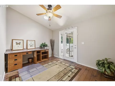 3220 Crescent Ave #33, Eugene, OR 97408 photo 16