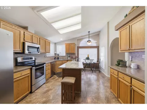 3220 Crescent Ave #33, Eugene, OR 97408 photo 10