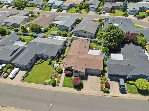 3220 Crescent Ave #33, Eugene, OR 97408 photo 39