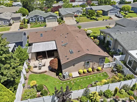 3220 Crescent Ave #33, Eugene, OR 97408 photo 40
