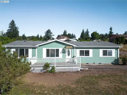 Exterior - 21901 SE Borges Rd, Damascus, OR 97089 photo 2 of 5