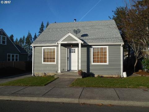 38851 Hood St, Sandy, OR 97055 photo 1