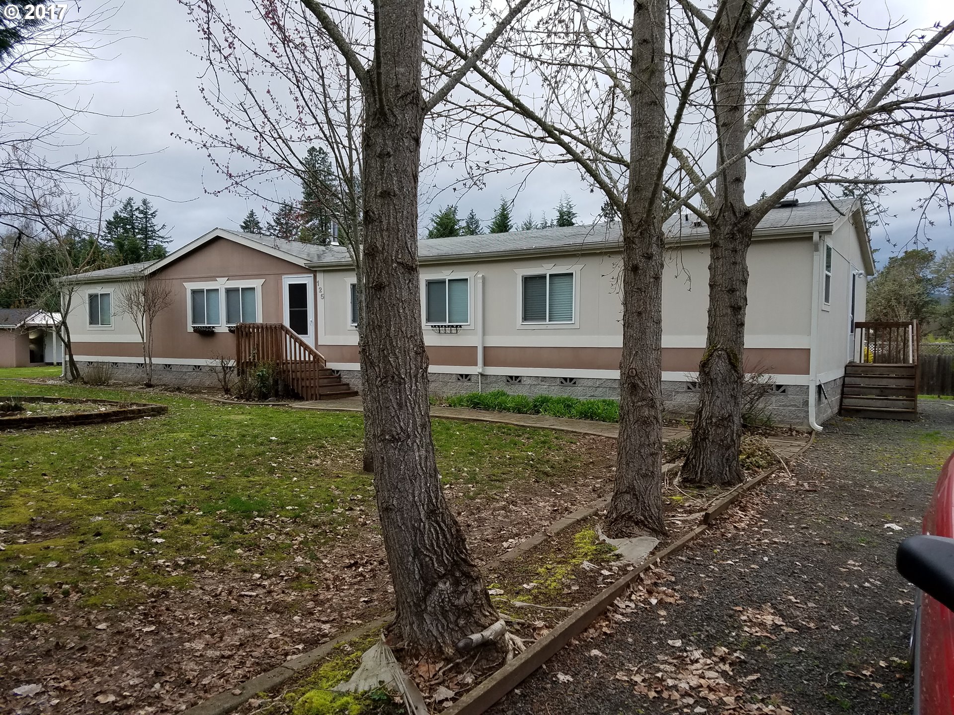 125 Ben Ct, Glide, OR 97443 photo 1