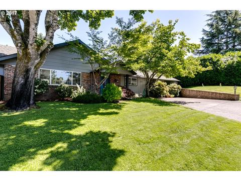 2423 34th St, Springfield, OR 97477 photo 1