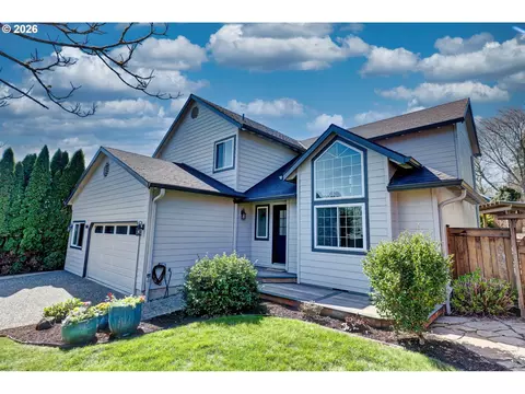 9765 SW Oaks Ln, Portland, OR 97224