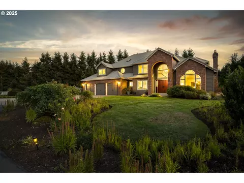 14212 S Mueller Rd, Oregon City, OR 97045