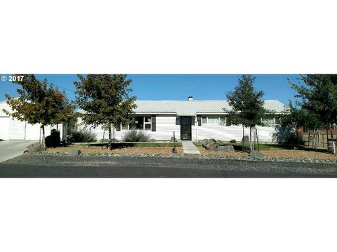 17 Fairview Heights Loop, Burns, OR 97720 photo 1