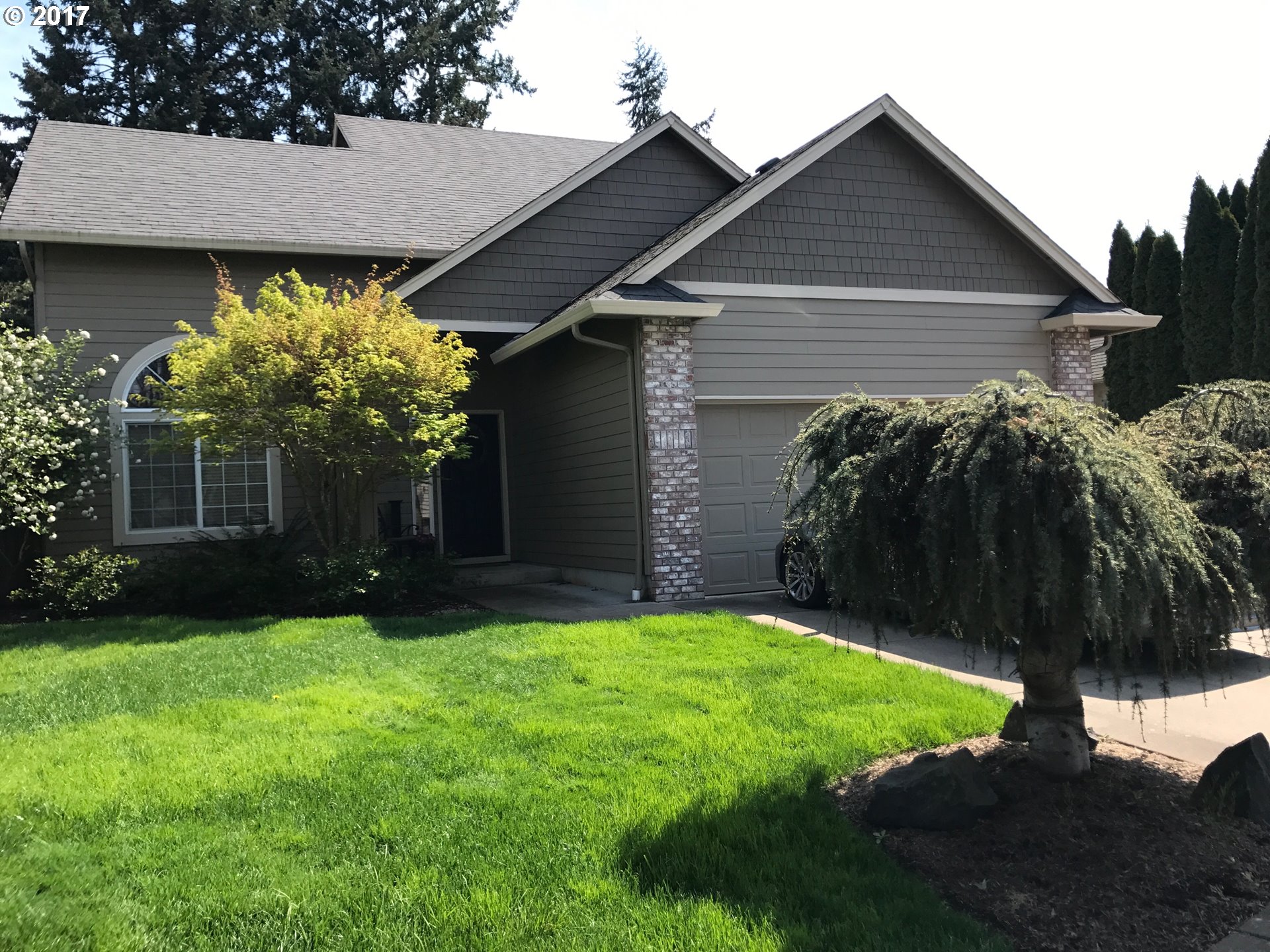 2755 Taito St, Eugene, OR 97404 photo 1