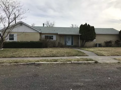 830 8th St, Umatilla, OR 97882 photo 1