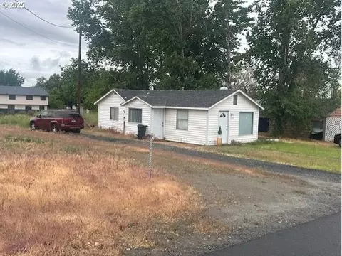 640 SE 5th St, Hermiston, OR 97838