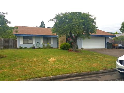 1347 E Second Ct, Sutherlin, OR 97479 photo 1