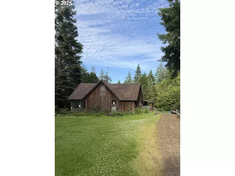95777 Trinity Ln, Coquille, OR 97423
