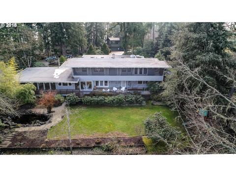 827 W 38th Ave, Eugene, OR 97405 photo 1