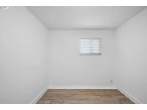 Bedroom - 4750 Franklin Blvd #C3, Eugene, OR 97403 photo 1 of 2