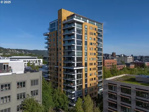 311 NW 12th Ave #602, Portland, OR 97209