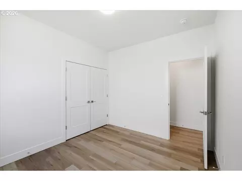Bedroom - 2147 NE Spitz Rd, Canby, OR 97013 photo 9 of 9