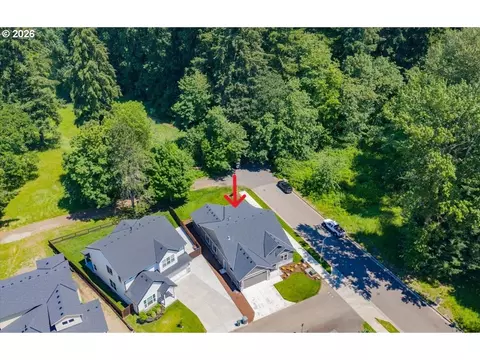 View/Area - 2147 NE Spitz Rd, Canby, OR 97013 photo 2 of 3
