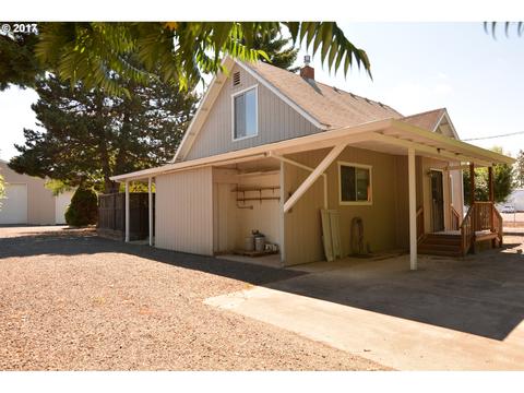 706 N 4th Ave, Cornelius, OR 97113 photo 1