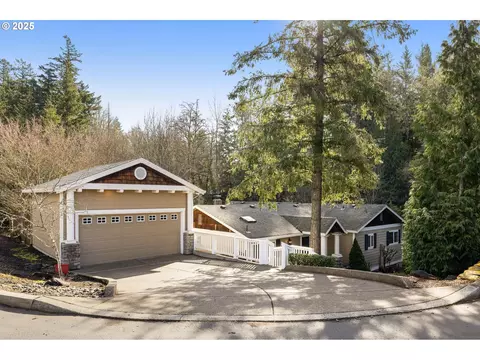 11340 NW Pumpkin Ct, Portland, OR 97229