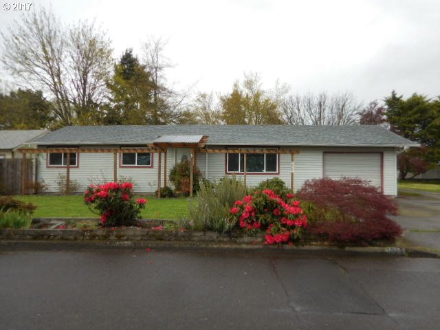 3965 Dove Ln, Eugene, OR 97402 photo 1