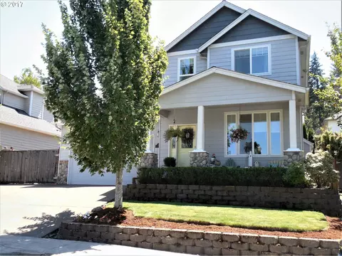3481 Falcon Dr, Springfield, OR 97477 photo 1